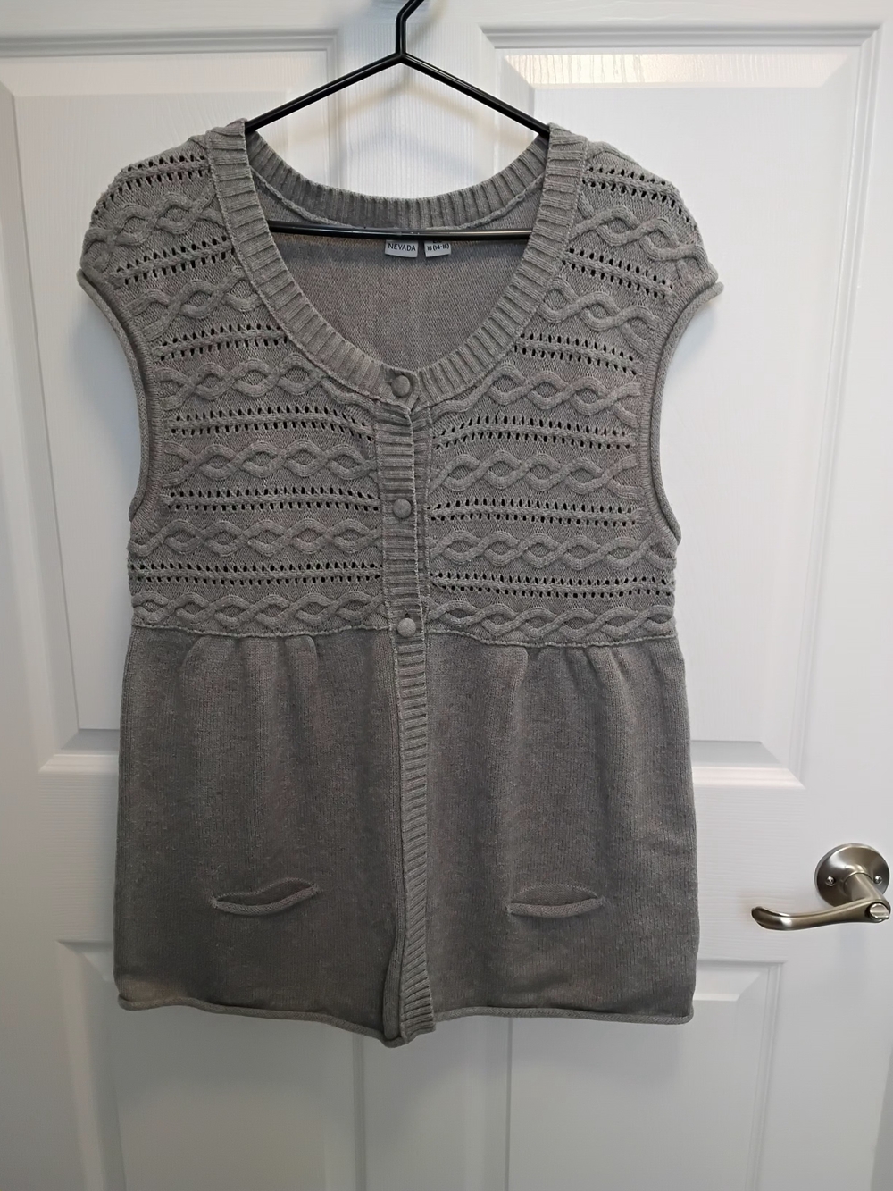 NEVADA 100% Cotton Cable Knit Sleeveless Sweater Vest Grey Size L (14-16)